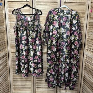JE TADORE WOMANS SILKY FLORAL NEGLIGEE AND MATCHING GOWN SLEEPWARE SET SIZE 1X